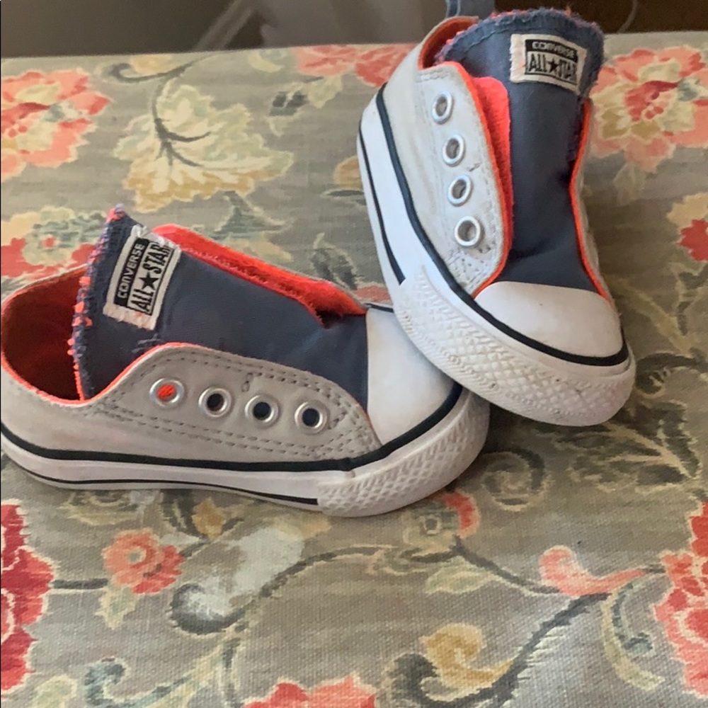 Baby Velcro converse